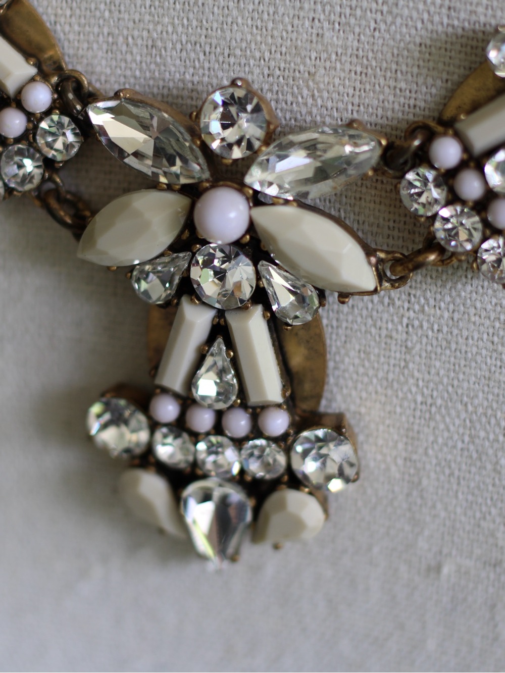 J. Crew | Vintage Statement Necklace - Picture 4 of 7